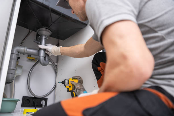 Best Emergency Plumber  in Avon, OH